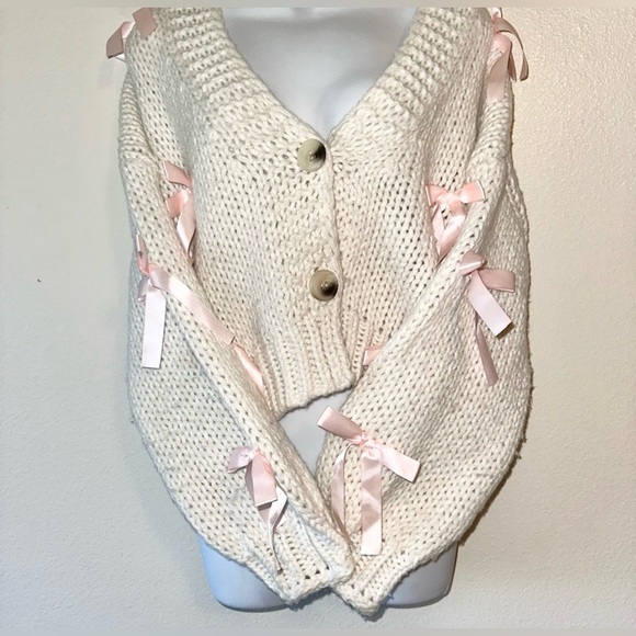 debut Sweaters - Debut Chunky Knit Ribbon Bow Cardigan – Cream, S/M